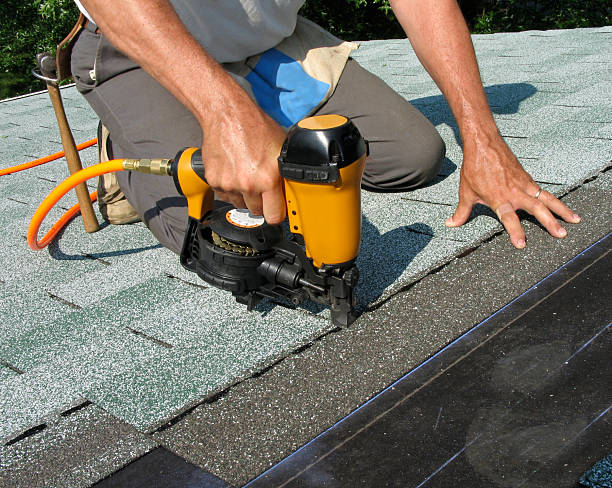Best Roof Gutter Cleaning  in Donald, OR